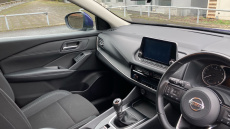 Nissan Qashqai 1.3 DiG-T MH Acenta Premium 5dr Petrol Hatchback